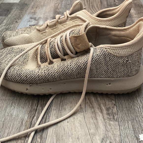 adidas Originals Tubular Shadow Running Shoe /Brown, 6 M US Big Kid - Picture 2 of 5